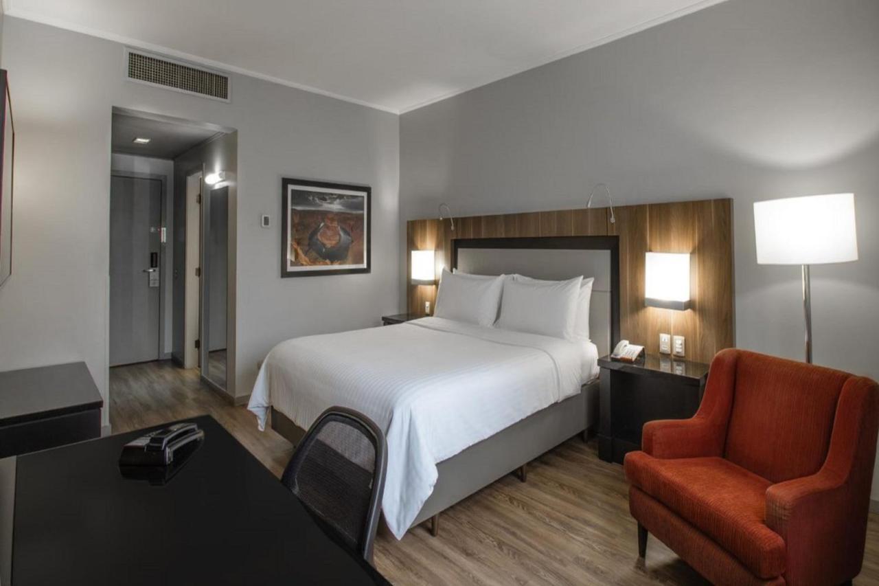 Deluxe King Room,1352164426:JPEG